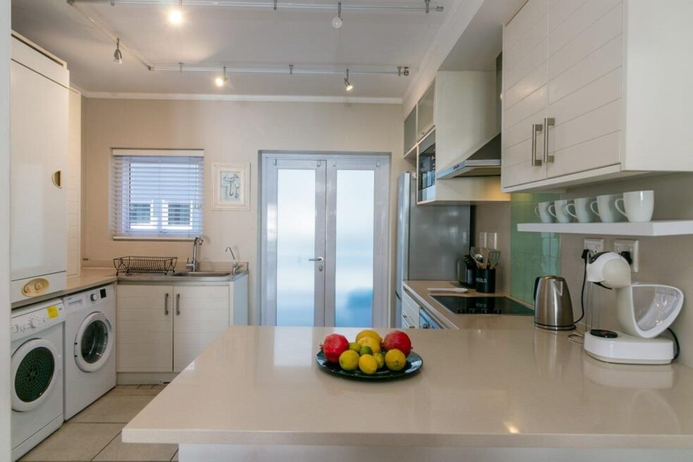 3 Bedroom Apartment / Flat for Sale in Thesen Islands